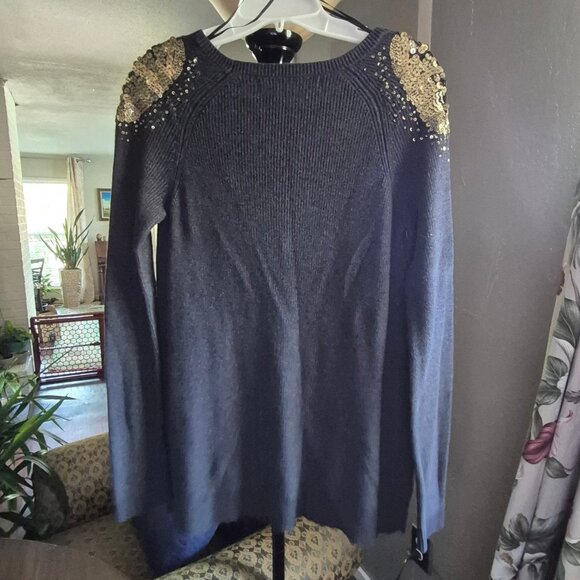Sweater. Medium.  Holiday party ready.NWOT. - Picture 5 of 6